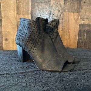 American Eagle heeled boots
